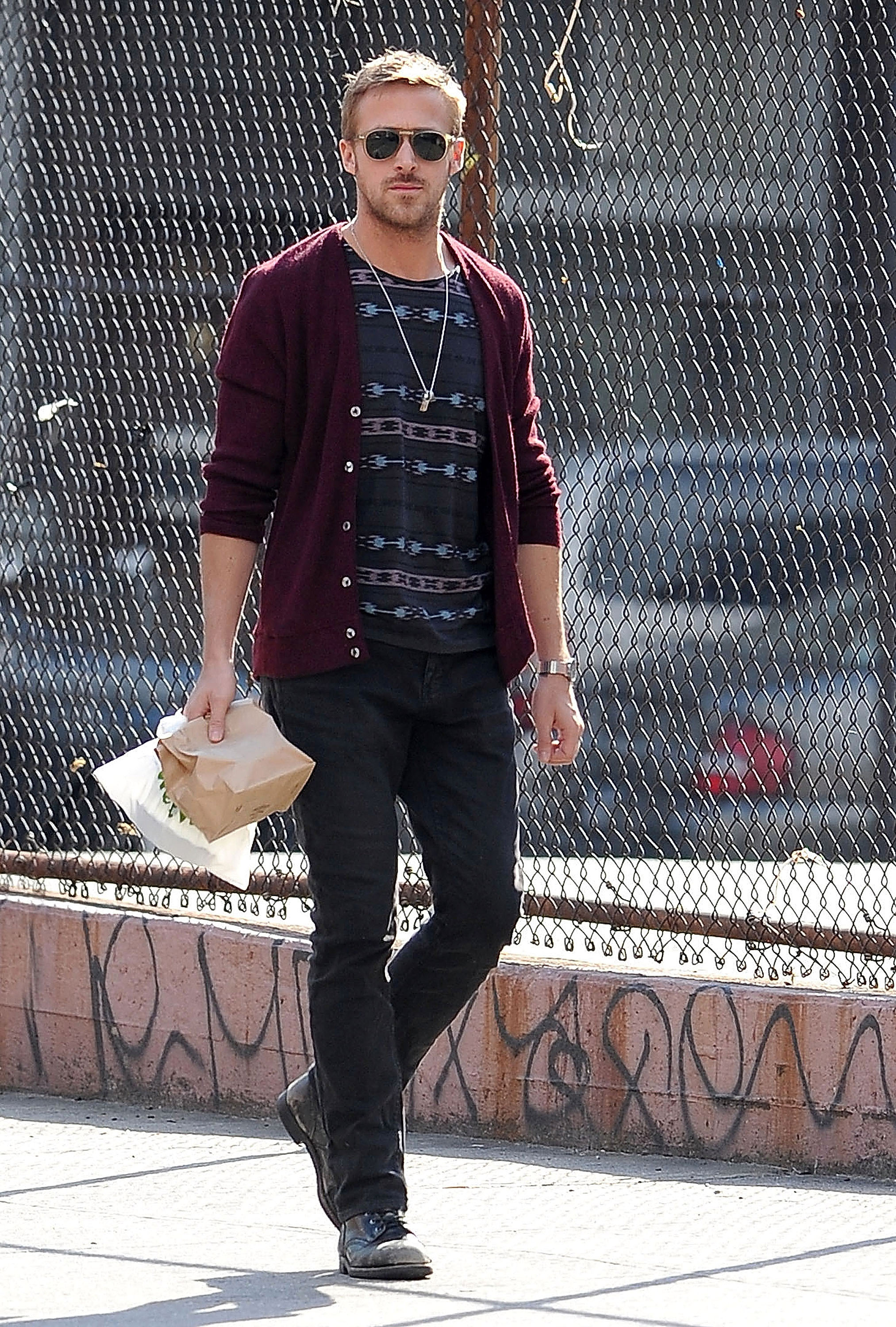 ryan gosling necklace ryan gosling il macho che sceglie fidanzate toste ryan gosling necklace ryan gosling il macho che sceglie fidanzate toste